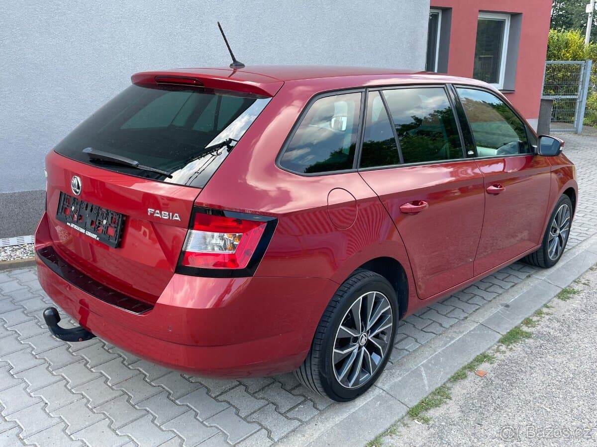 2015 Škoda FABIA - 6