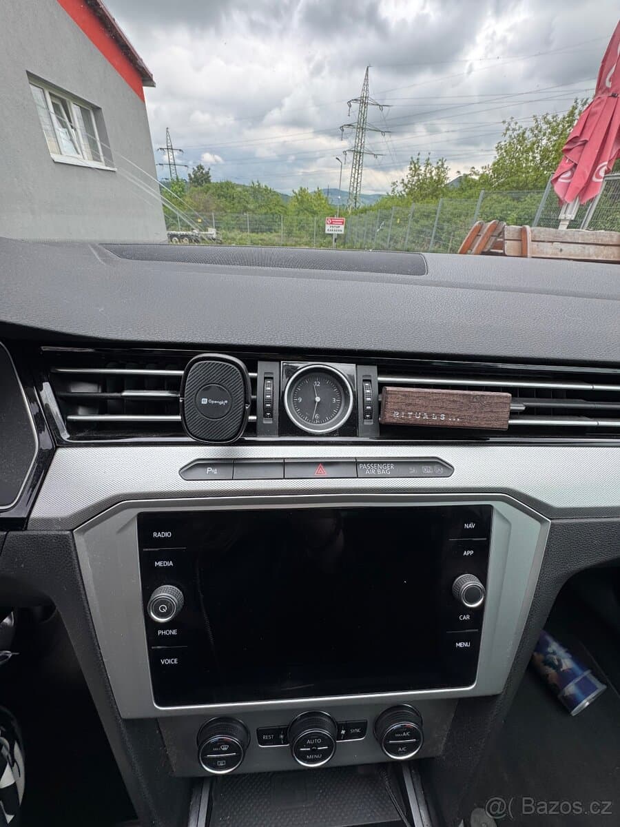 2018 Volkswagen PASSAT - 6