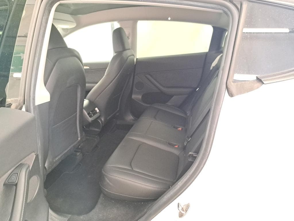 2024 Tesla MODEL Y - 6