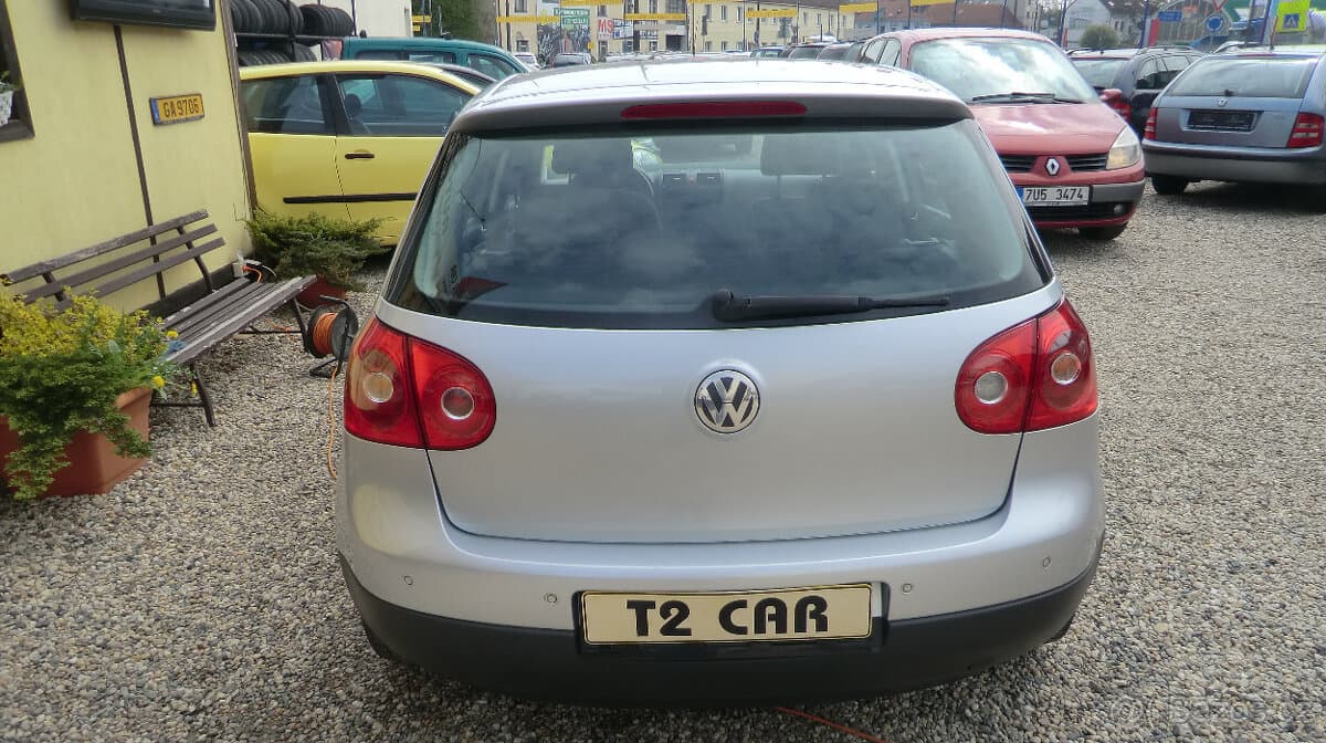 2004 Volkswagen GOLF - 6