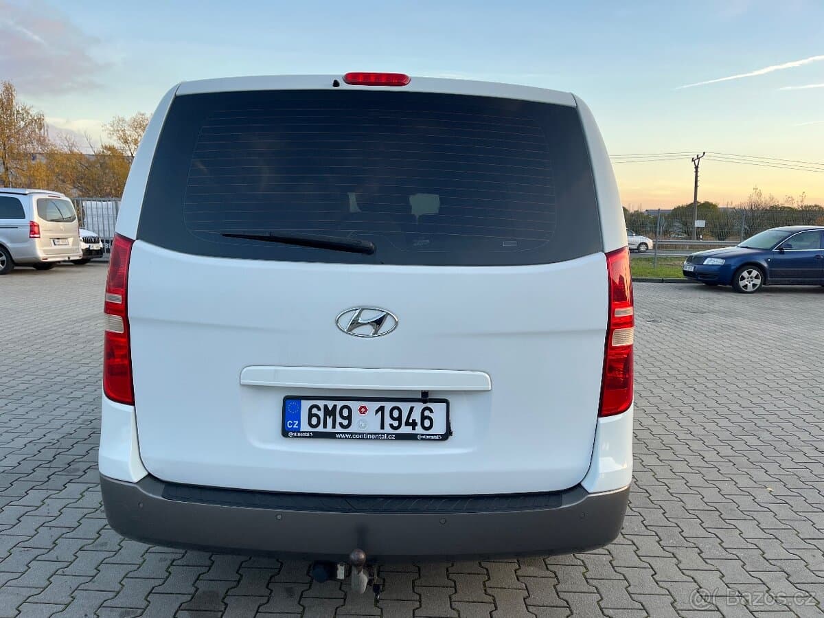 2011 Hyundai H-1 - 6
