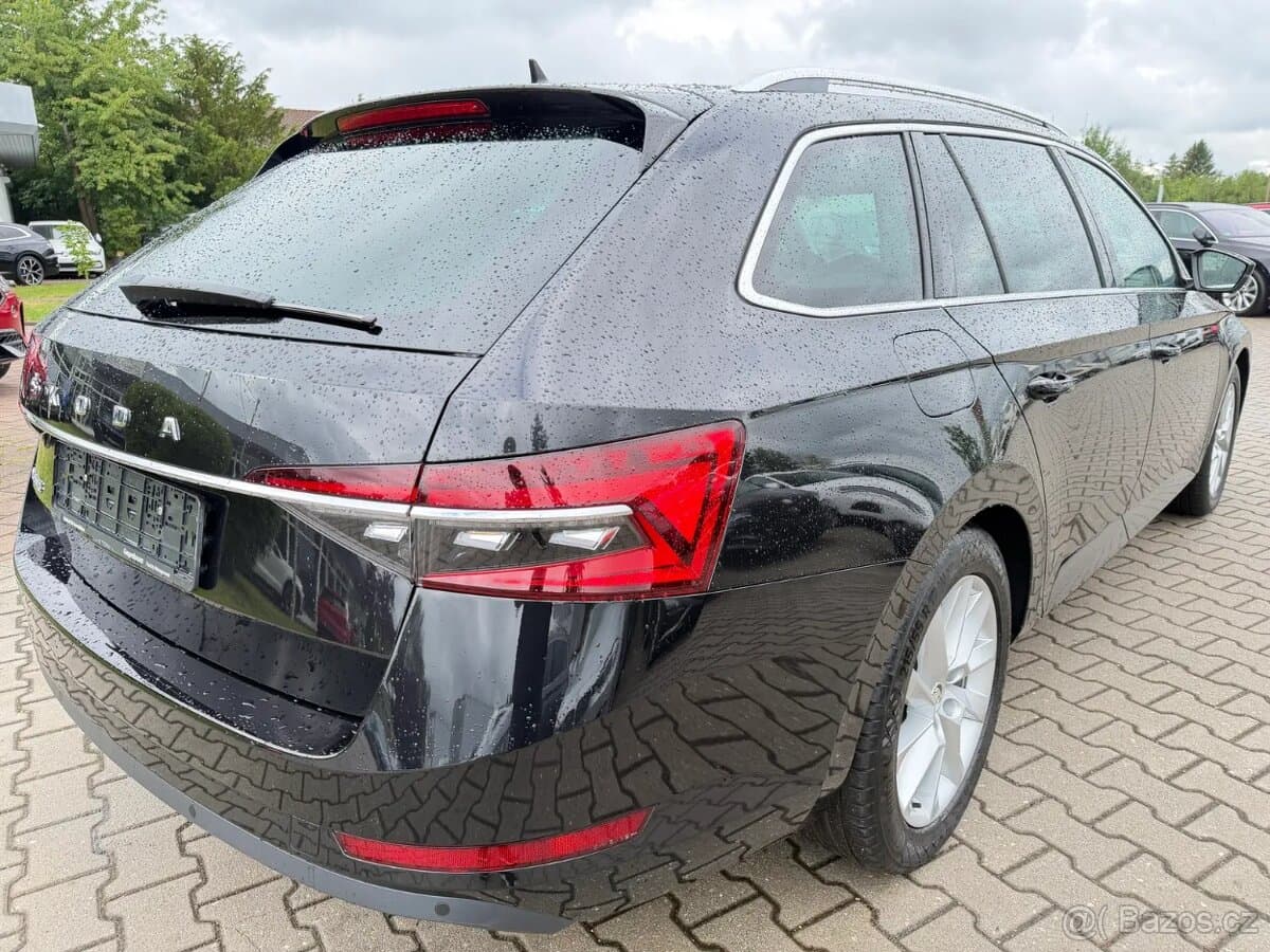 2020 Škoda SUPERB - 6
