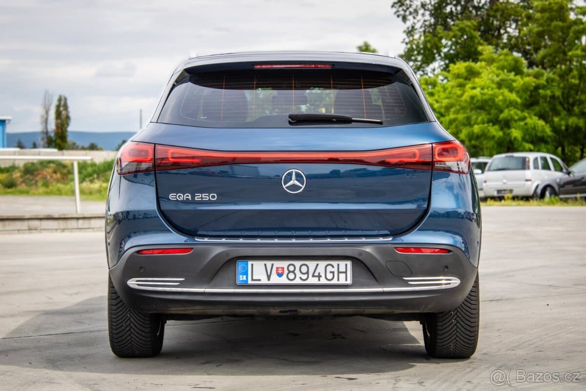2021 Mercedes-Benz EQA - 6