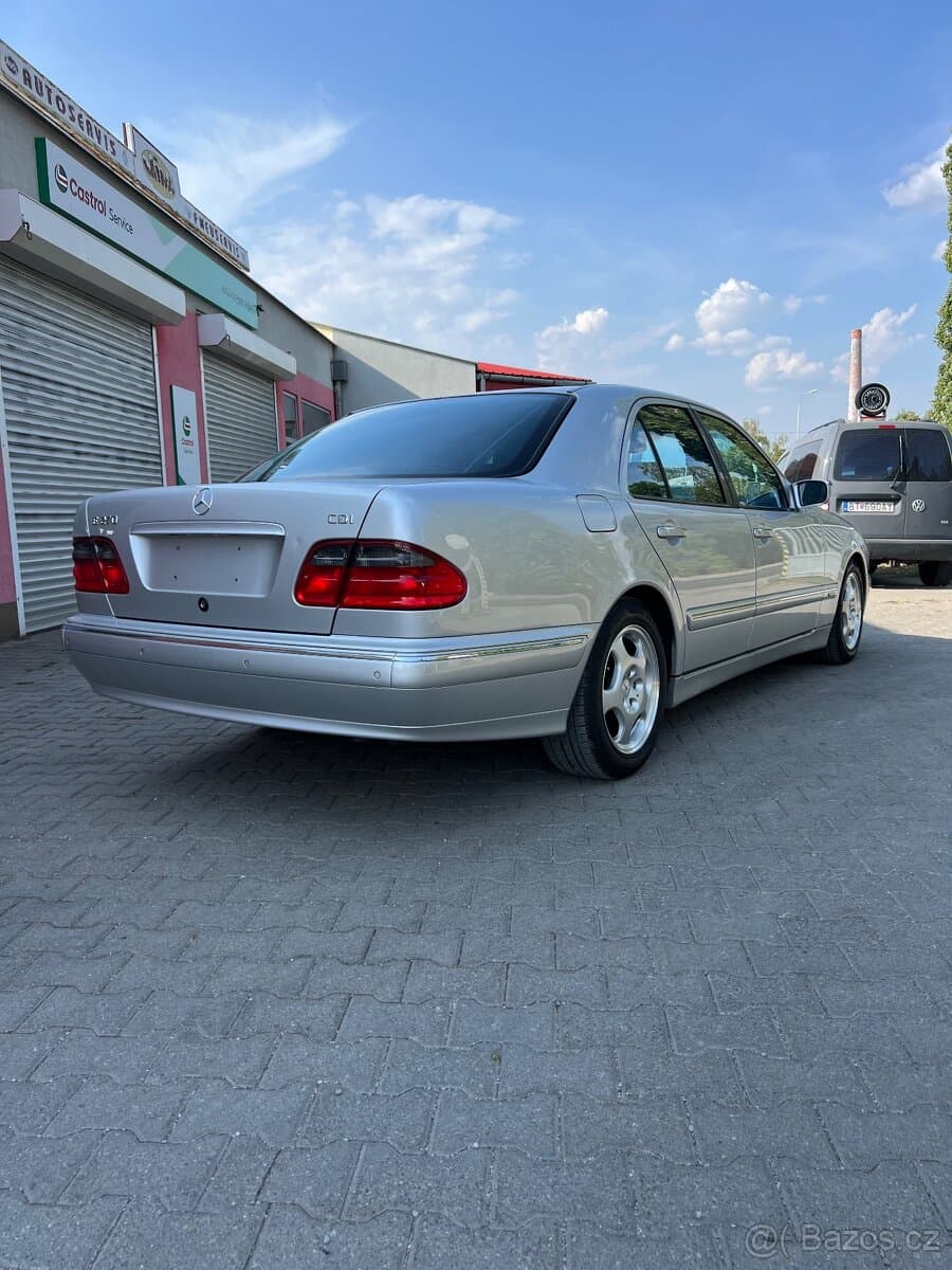 2000 Mercedes-Benz OSTATNÍ - 6