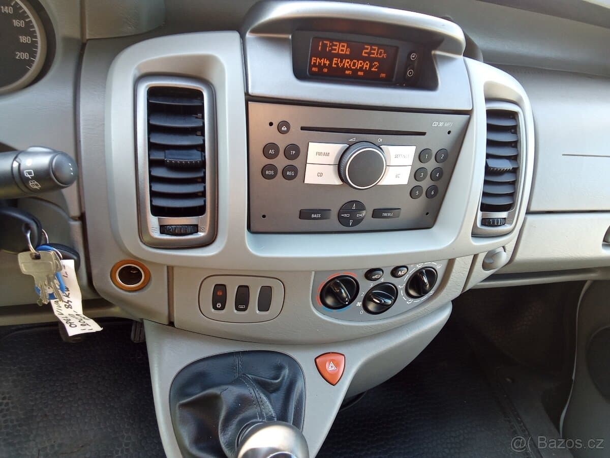 2009 Opel VIVARO - 6