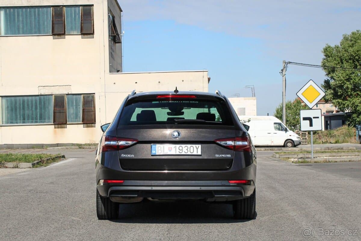 2016 Škoda SUPERB - 6