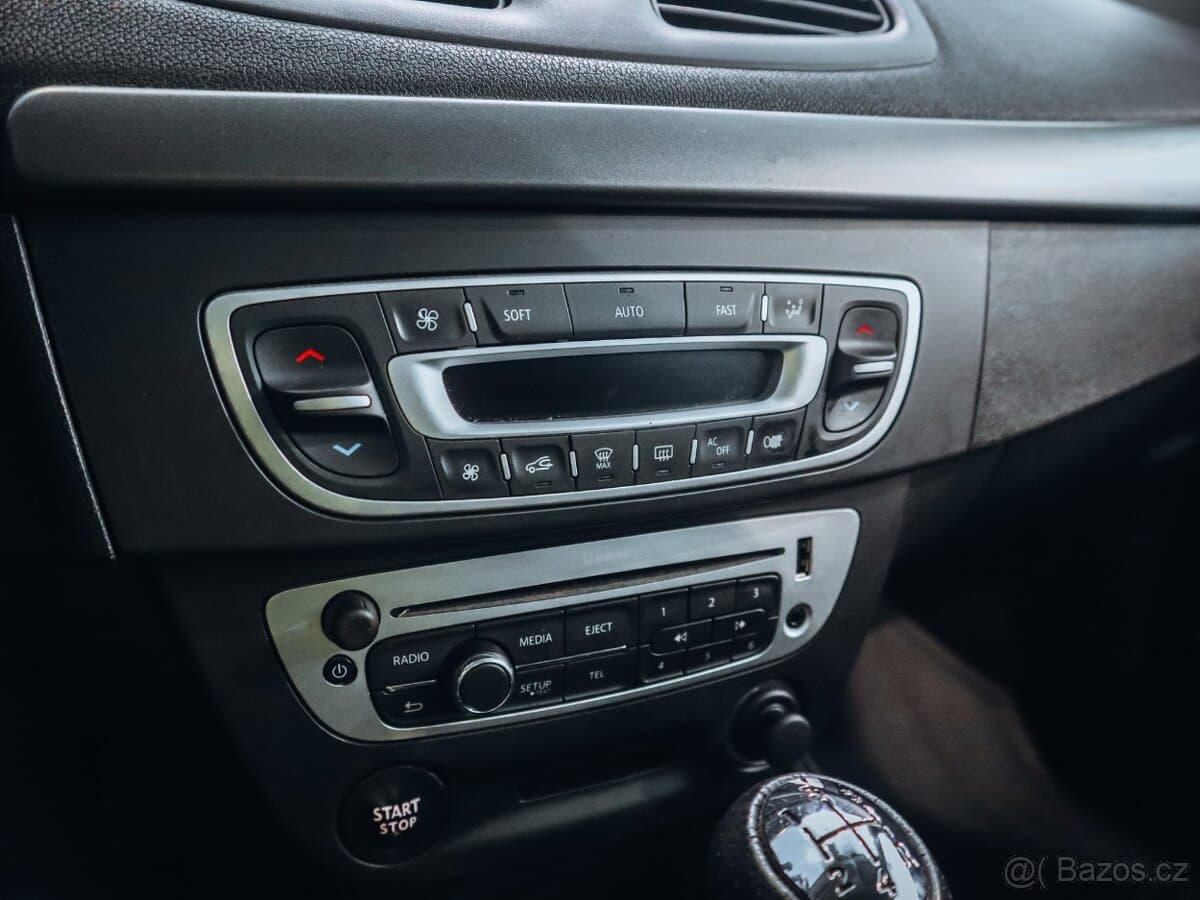Renault FLUENCE - 6