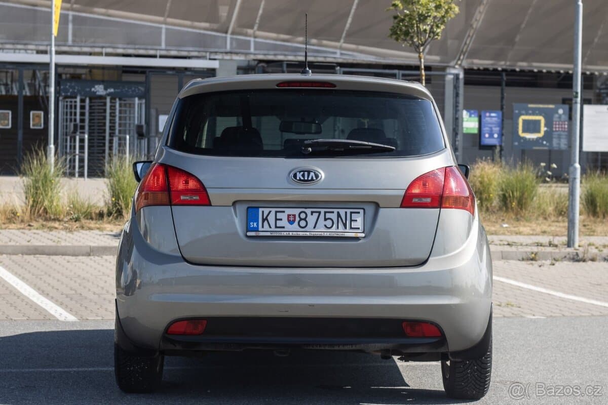 2015 Kia VENGA - 6