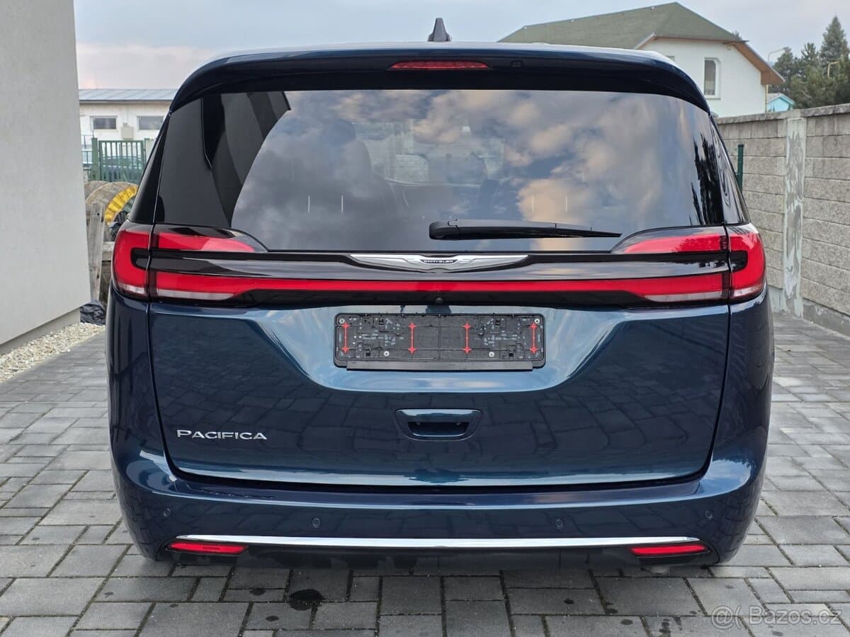 2023 Chrysler PACIFICA - 6