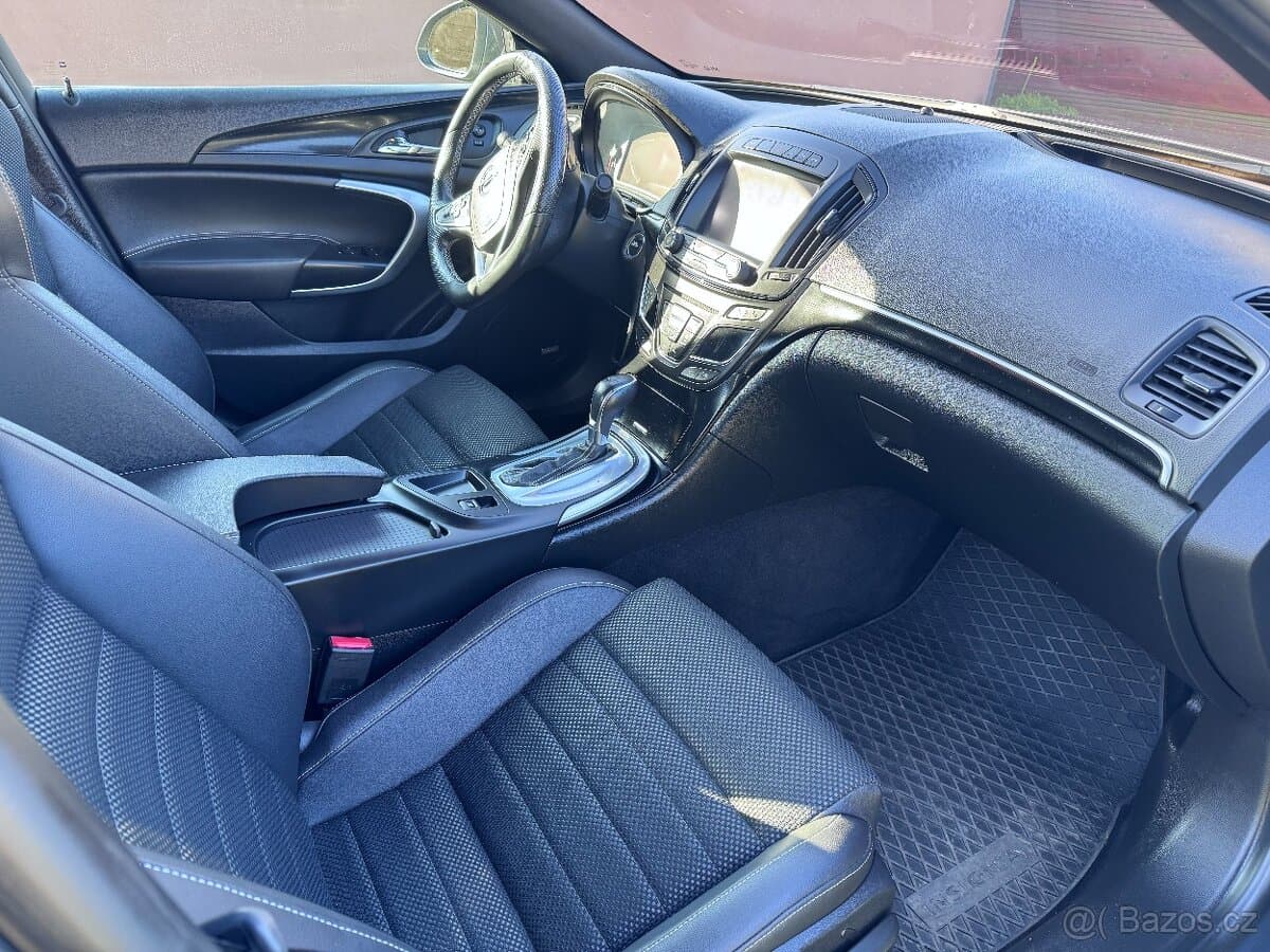 Opel INSIGNIA - 6