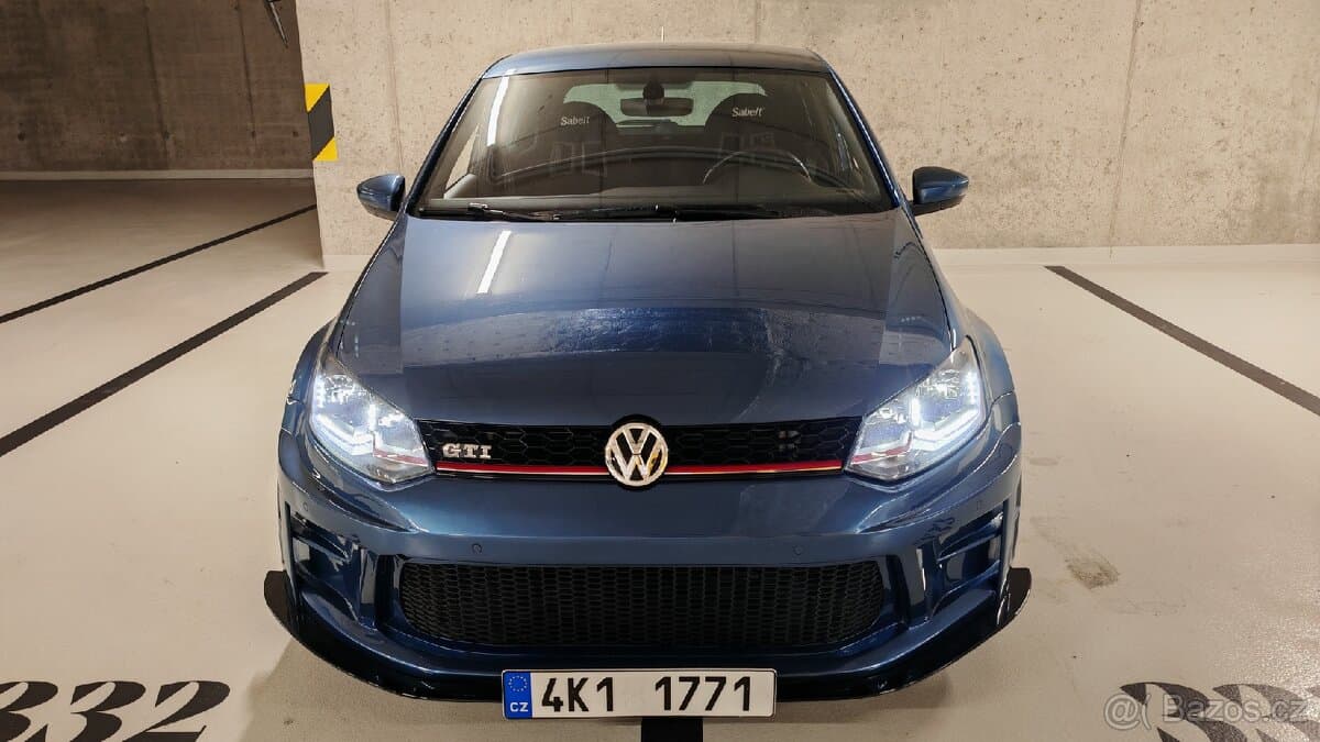 2017 Volkswagen POLO - 6