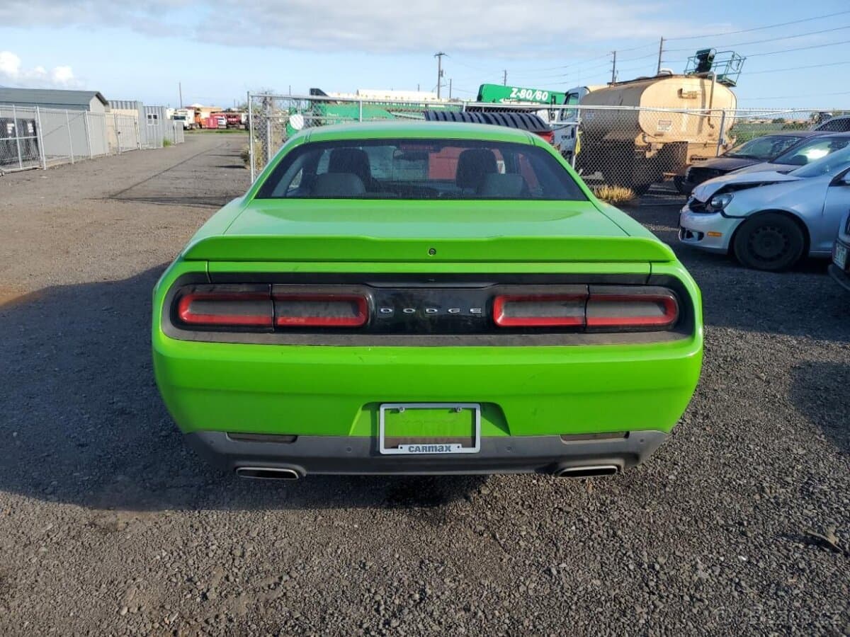 2017 Dodge CHALLENGER - 6