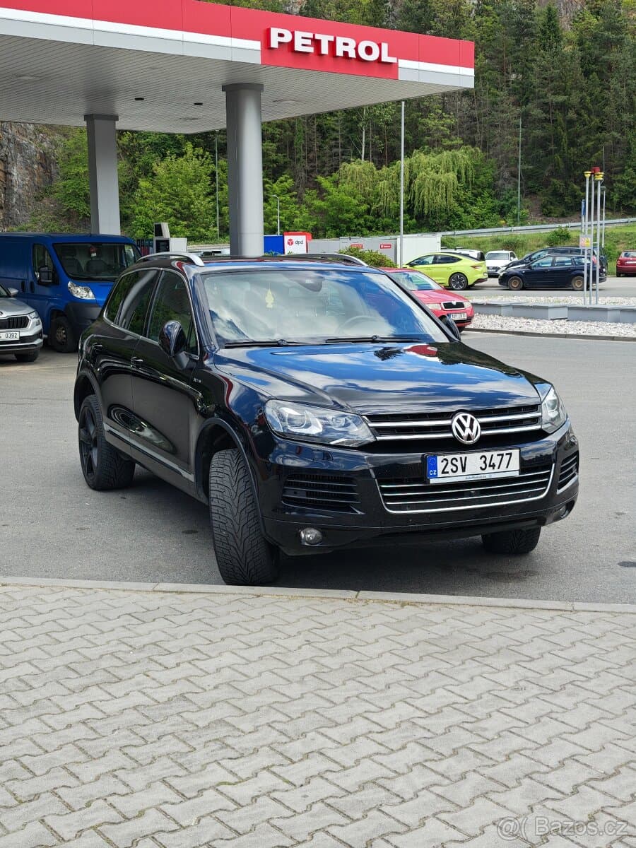 2010 Volkswagen TOUAREG - 6