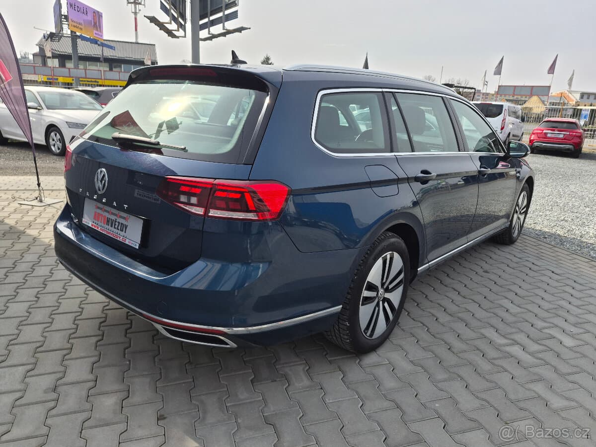 2020 Volkswagen PASSAT - 6