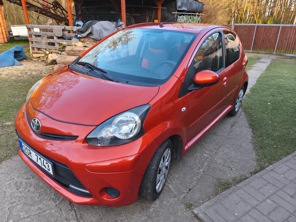 2012 Toyota AYGO - 6