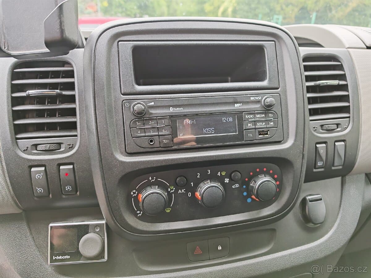 Renault TRAFIC - 6