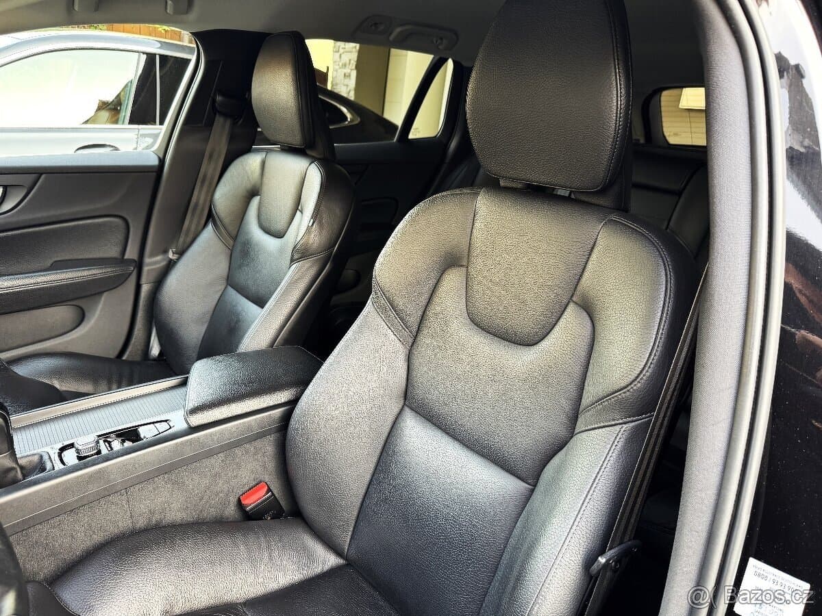 2020 Volvo V60 - 6