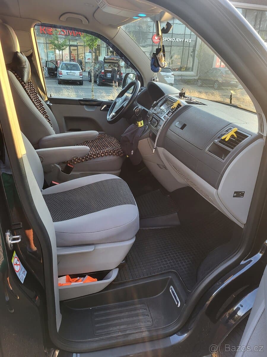 2014 Volkswagen CARAVELLE - 6