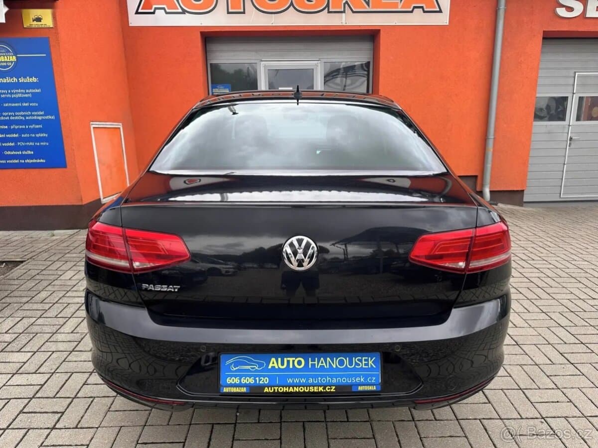 2015 Volkswagen PASSAT - 6