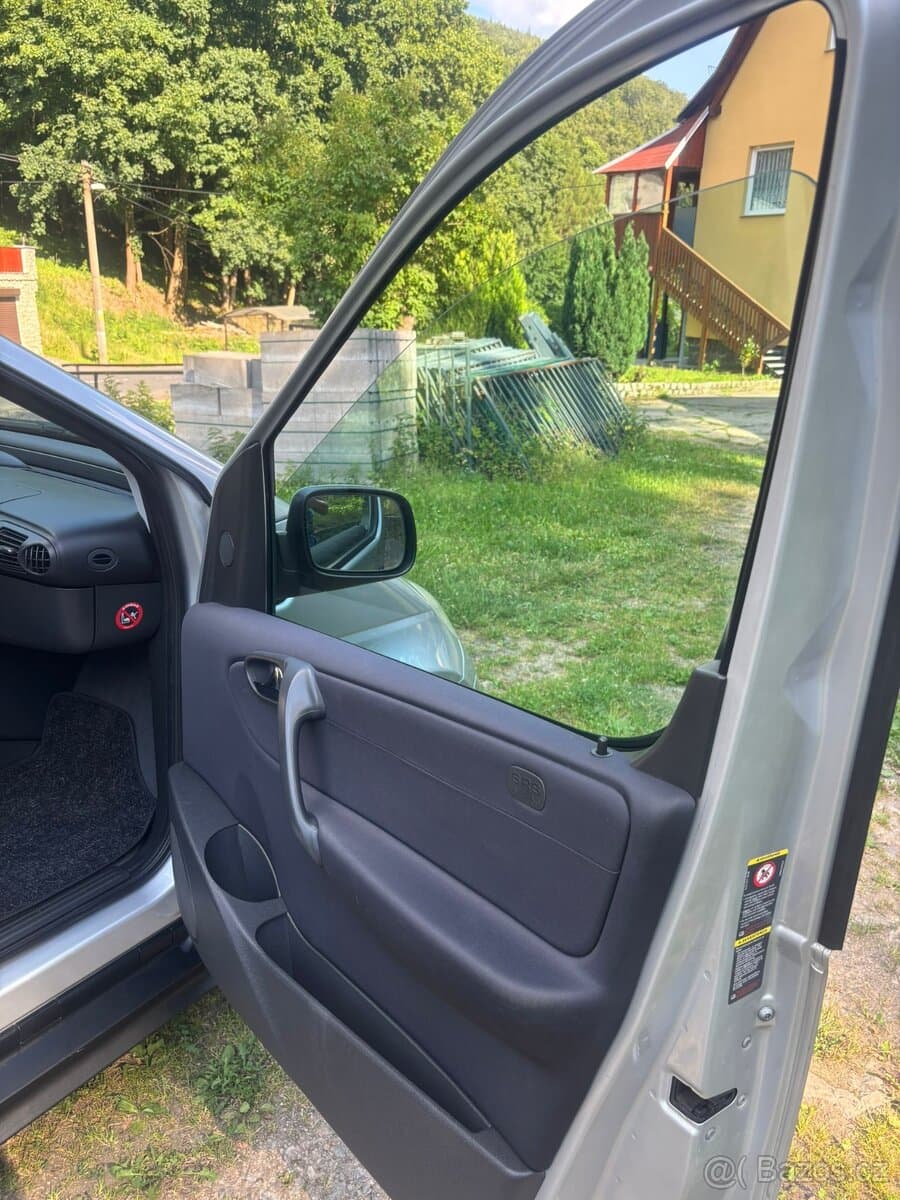 2006 Mercedes-Benz VANEO - 6