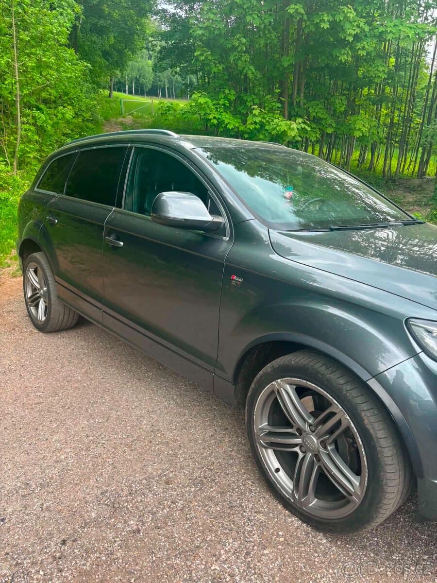 Audi Q7 - 6