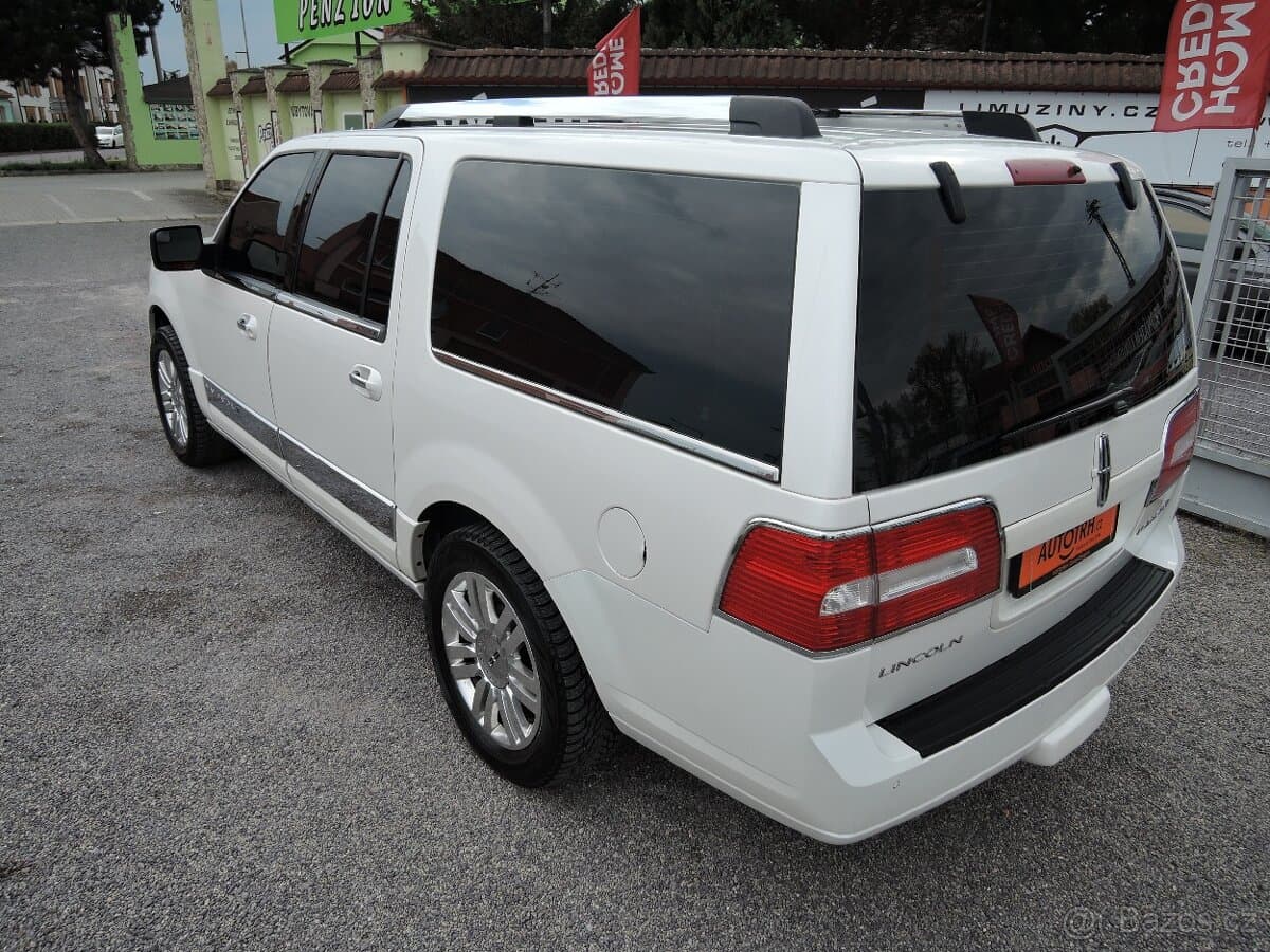 2014 Lincoln NAVIGATOR - 6