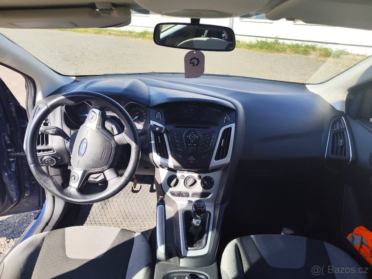 2012 Ford FOCUS - 6