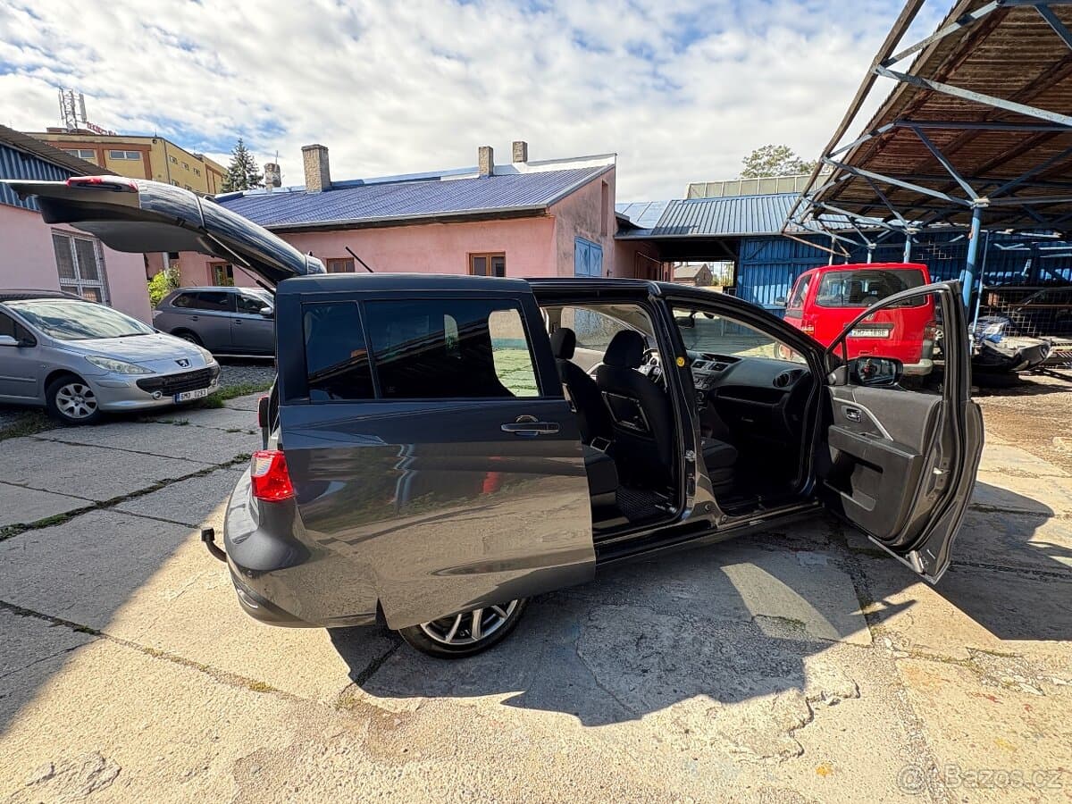 2014 Mazda 5 - 6