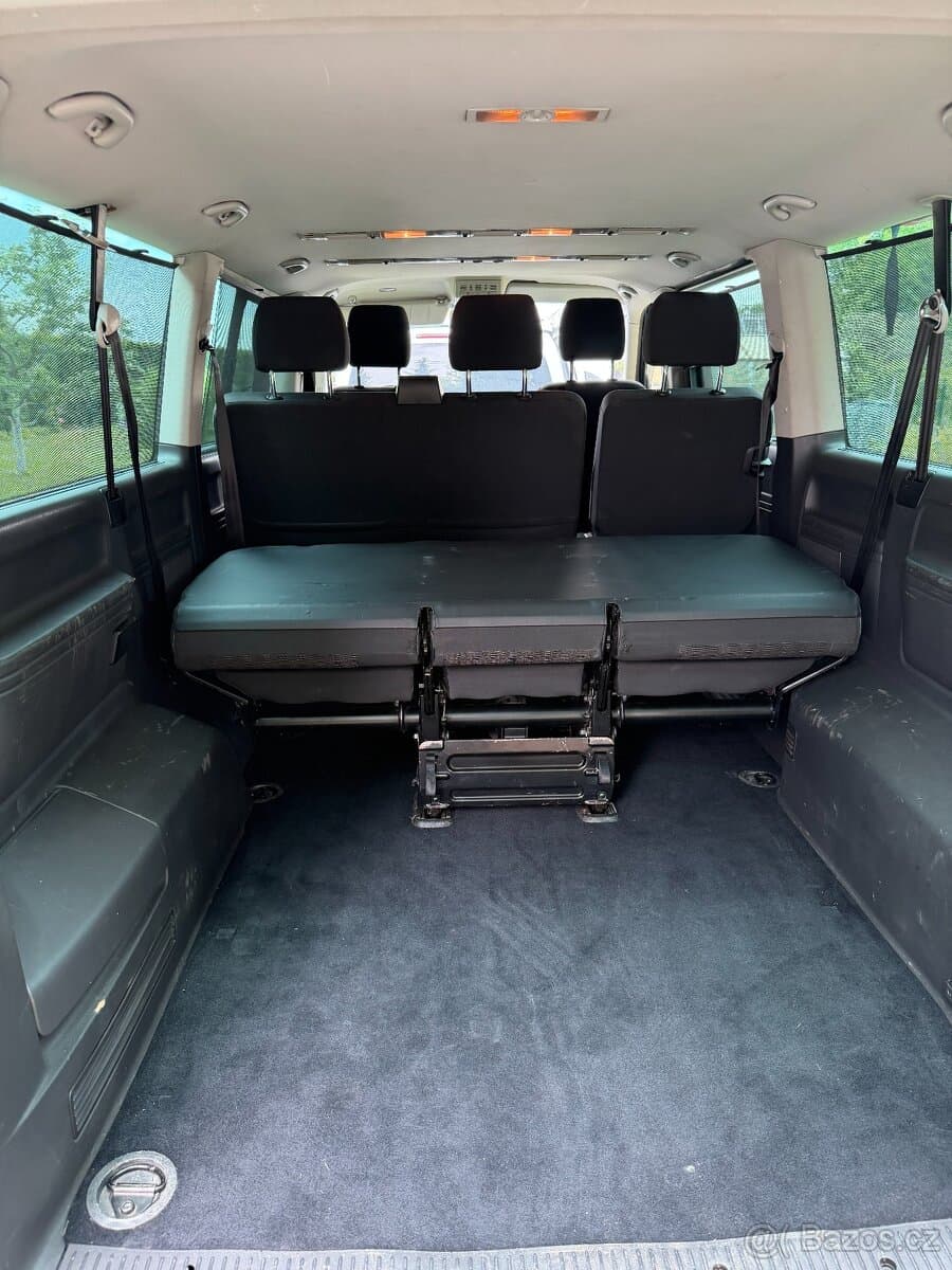 2011 Volkswagen CARAVELLE - 6