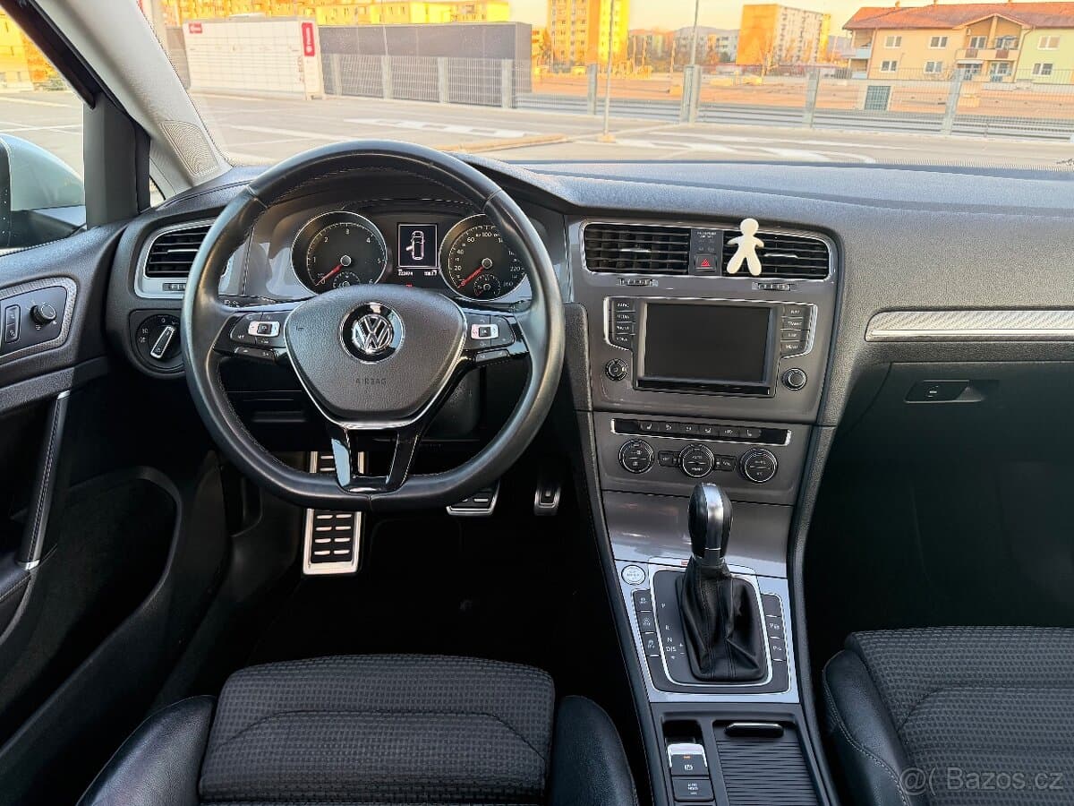 2015 Volkswagen GOLF - 6