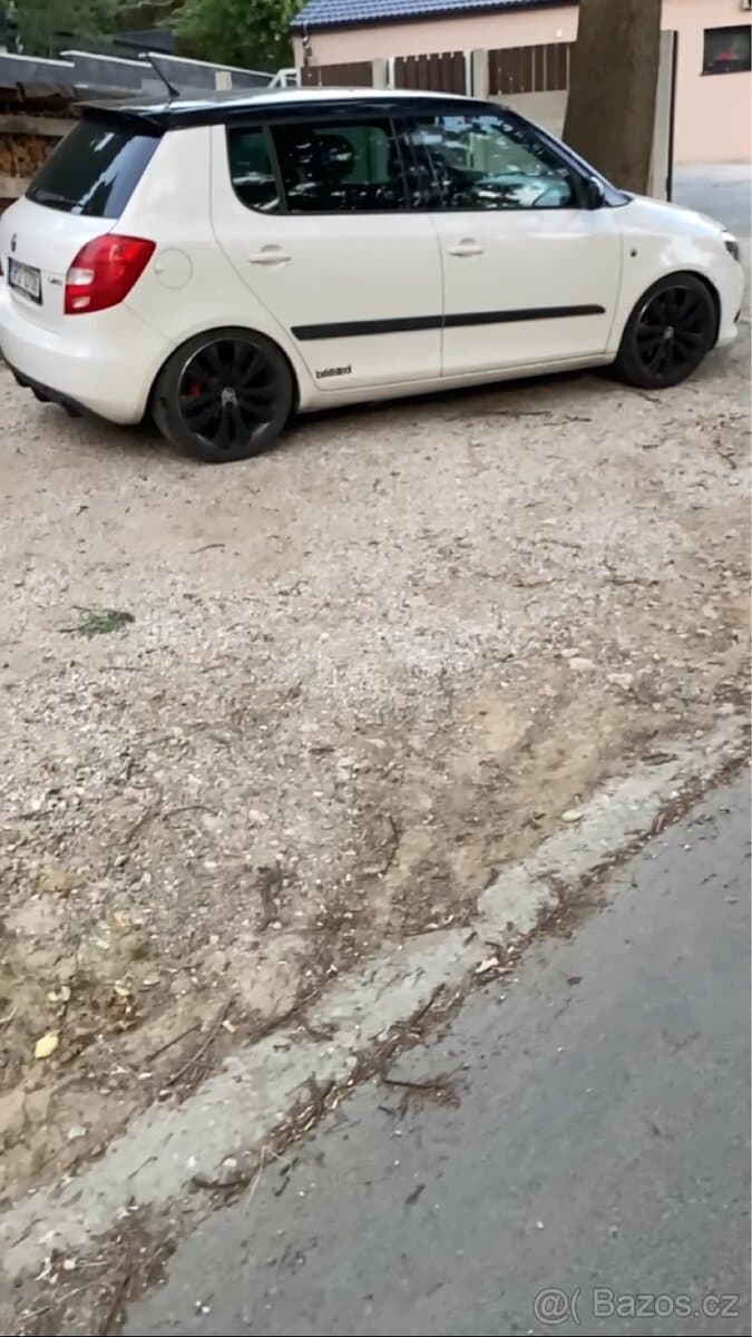 2014 Škoda FABIA - 6