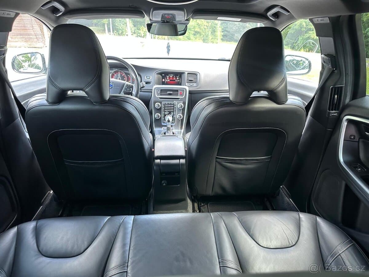 2014 Volvo V60 - 6