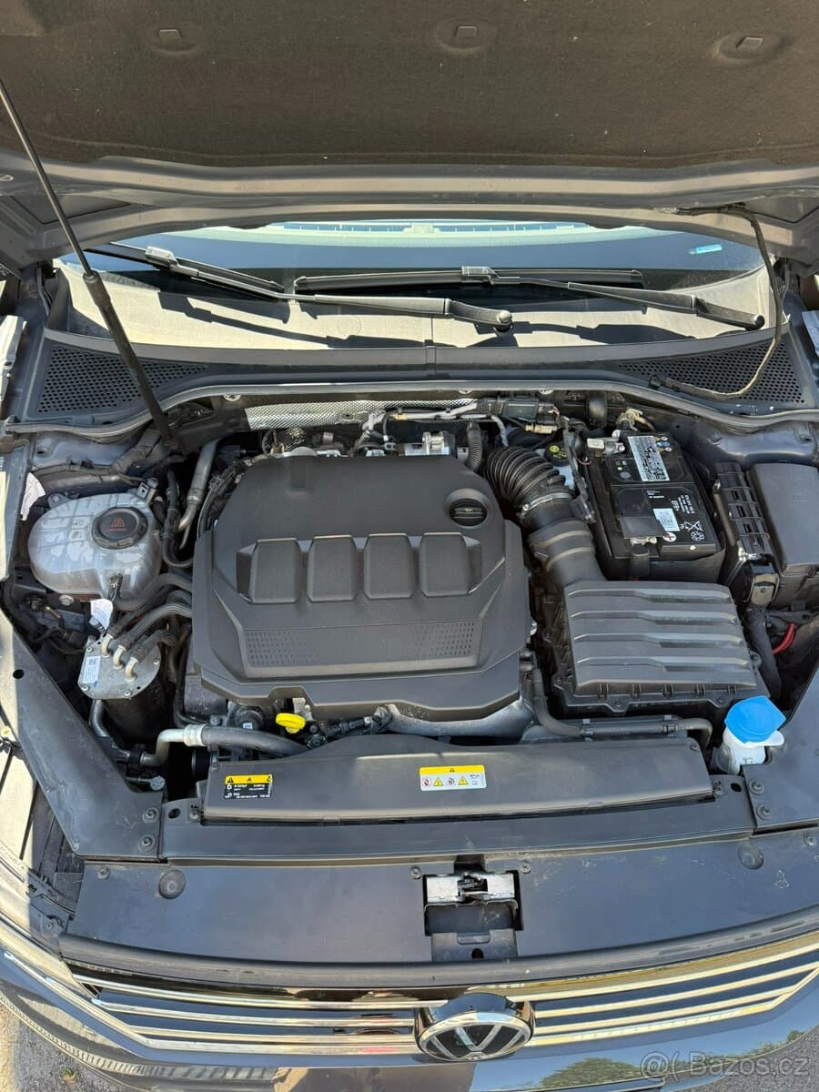 2020 Volkswagen PASSAT - 6