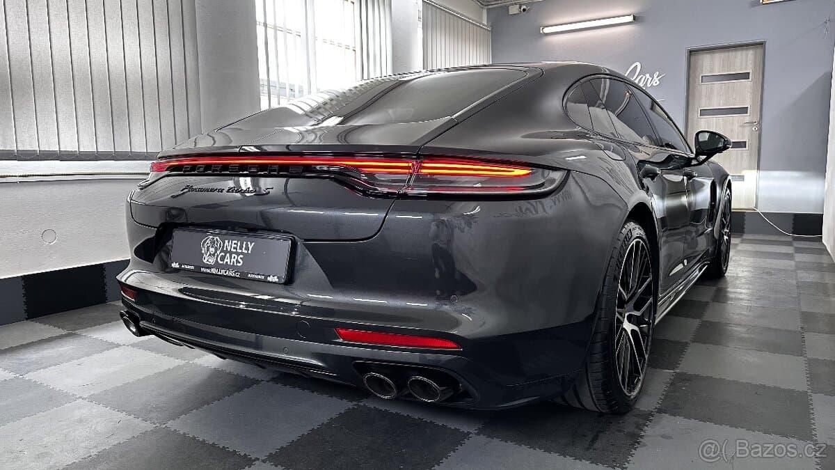 2020 Porsche PANAMERA - 6