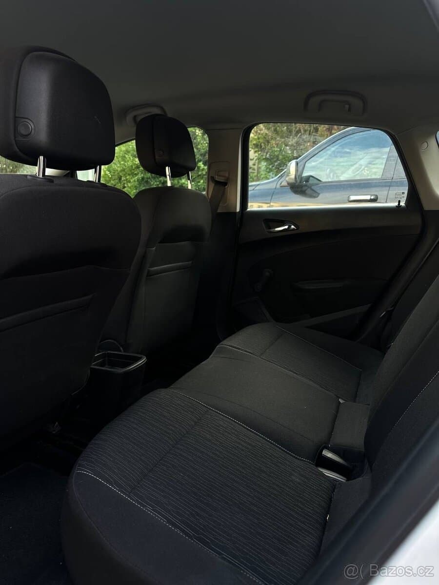2013 Opel ASTRA - 6