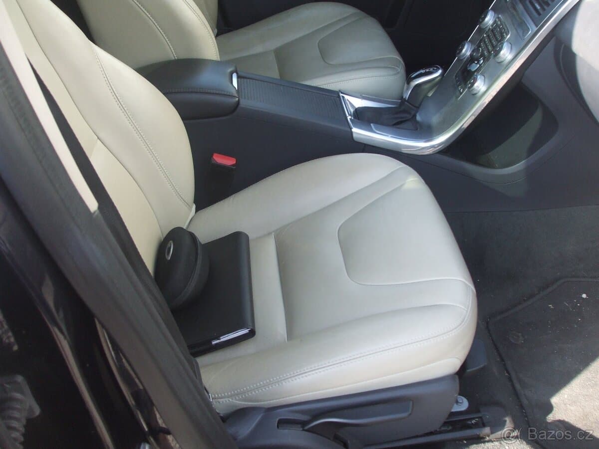 Volvo XC60 - 6