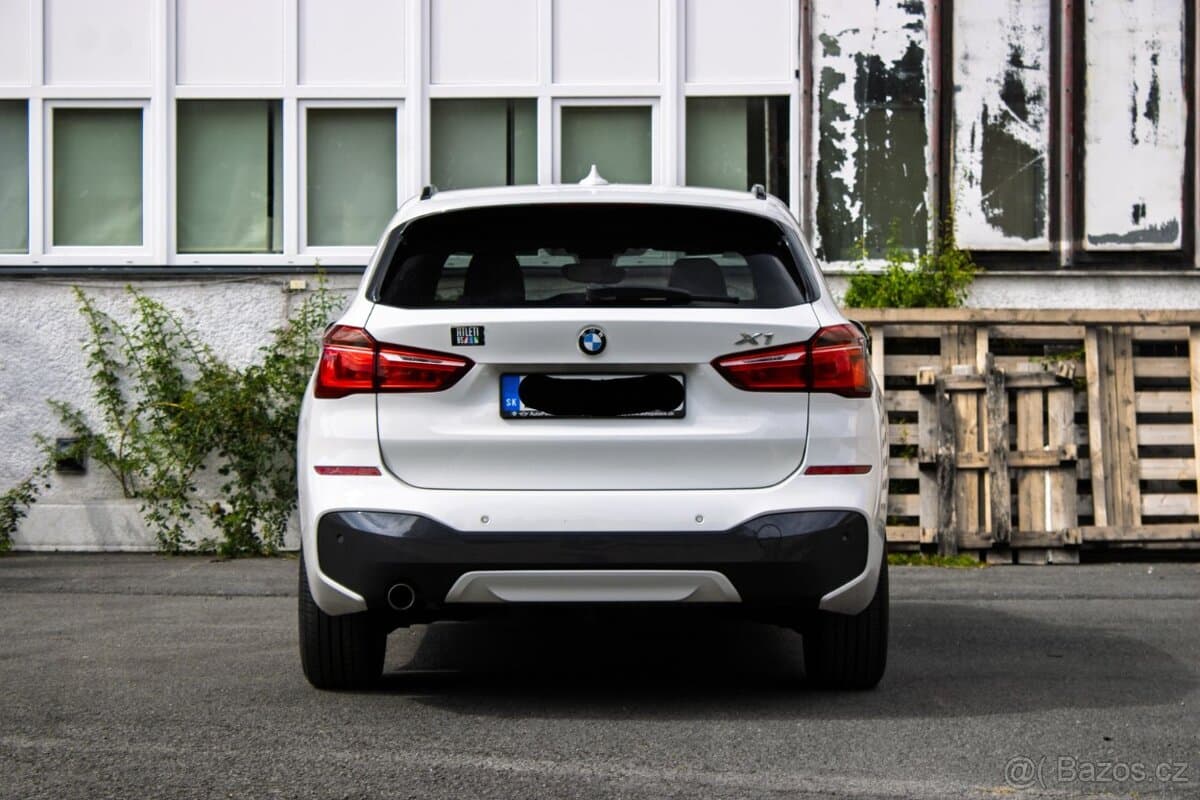 2018 BMW X1 - 6