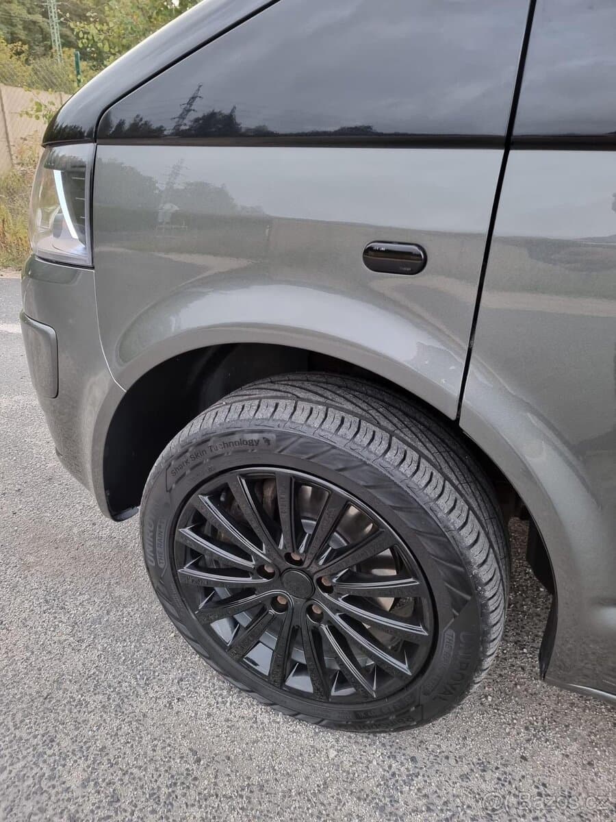 2011 Volkswagen MULTIVAN - 6