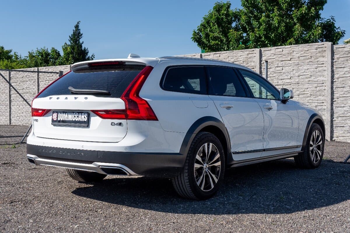 2020 Volvo V90 - 6