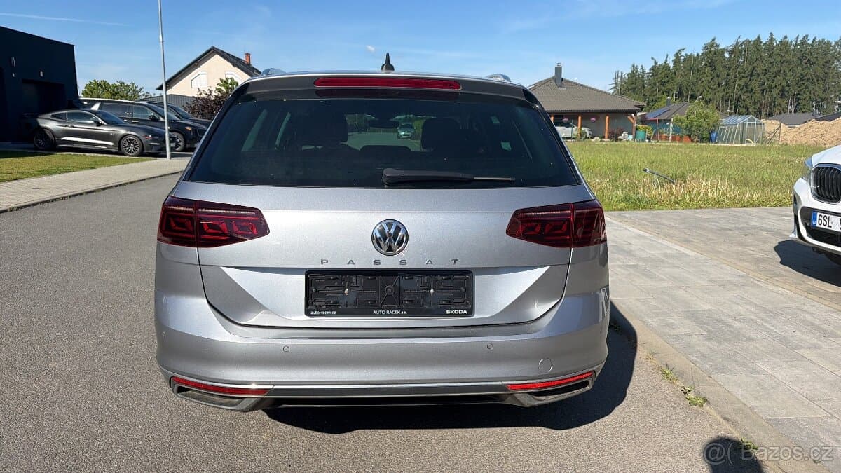 2020 Volkswagen PASSAT - 6