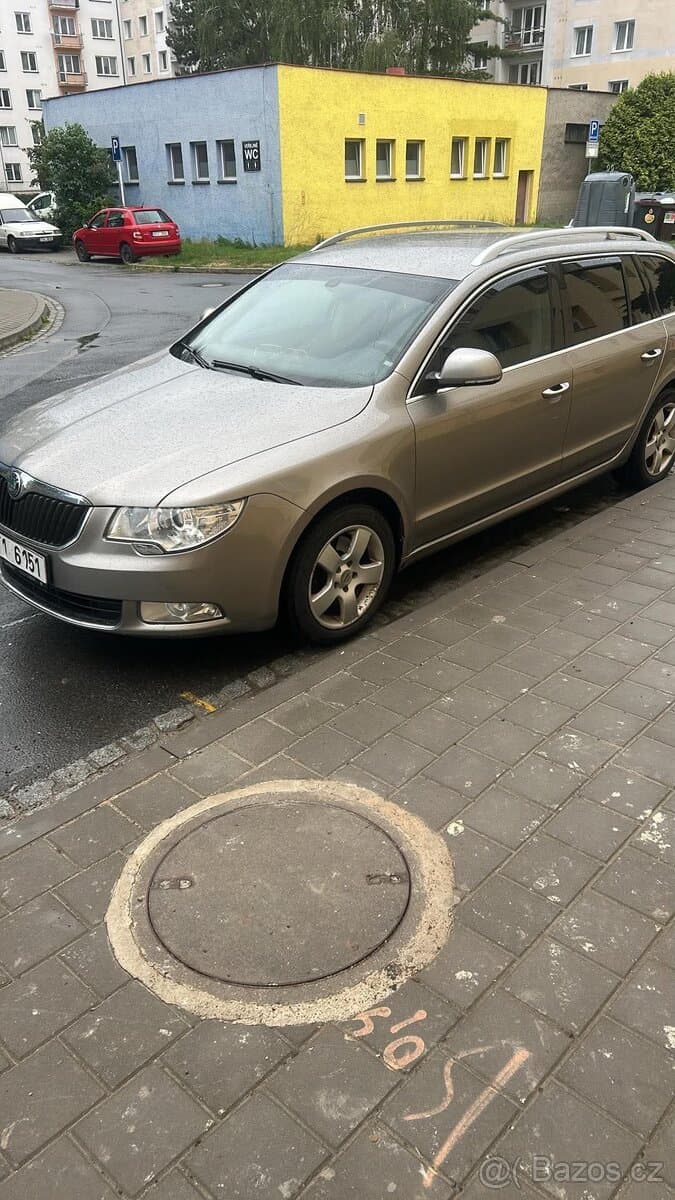 2009 Škoda SUPERB - 6