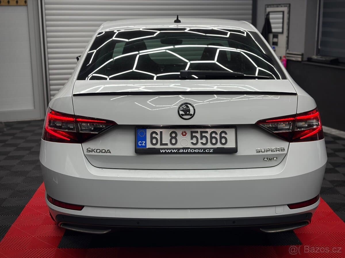 2019 Škoda SUPERB - 6
