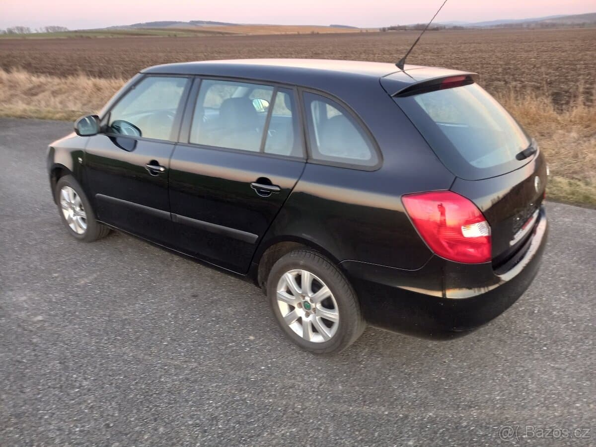 2010 Škoda FABIA - 6