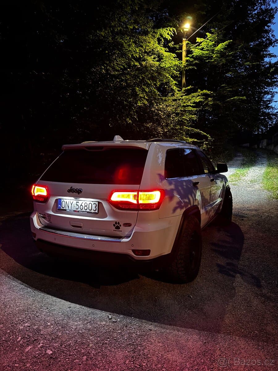 Jeep CHEROKEE - 6