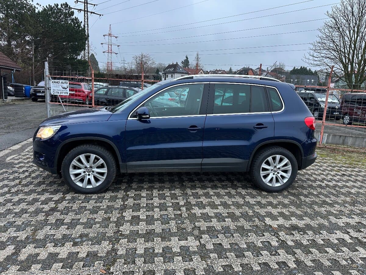 2010 Volkswagen TIGUAN - 6