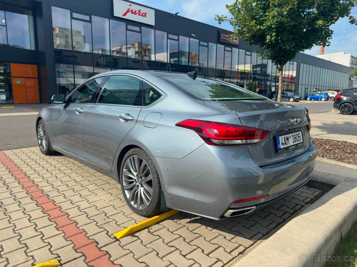 2015 Hyundai GENESIS - 6