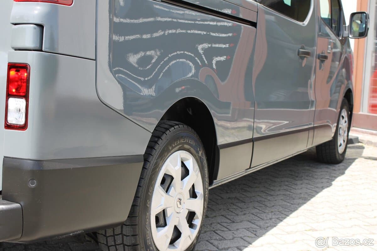 2021 Renault TRAFIC - 6