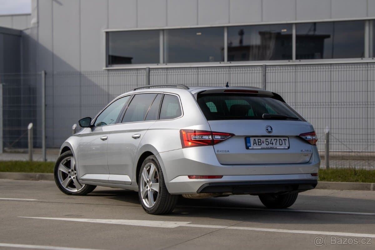 2016 Škoda SUPERB - 6