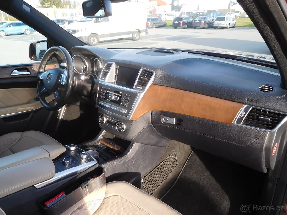 2012 Mercedes-Benz GL - 6