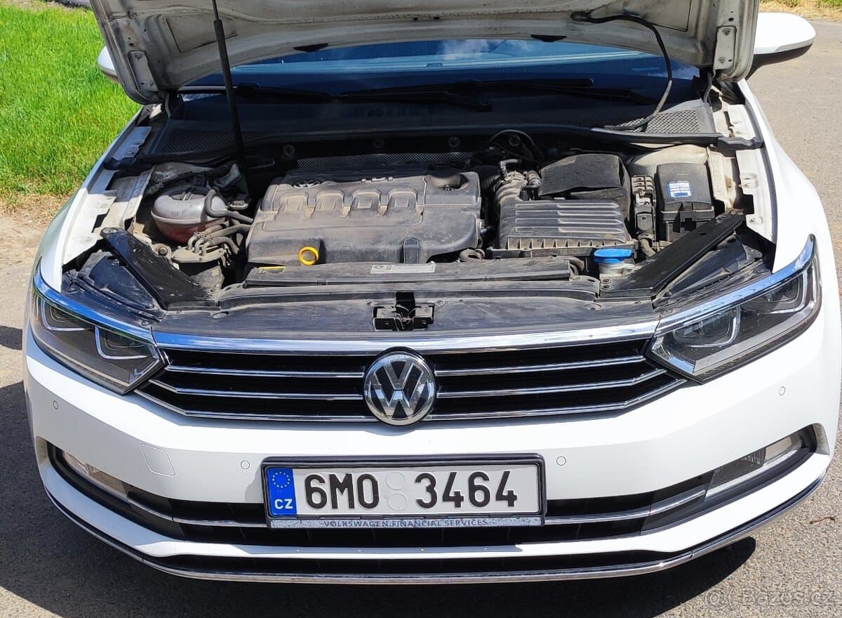 2016 Volkswagen PASSAT - 6